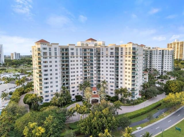 19900 E Country Club Drive 1209, Aventura, FL 33180