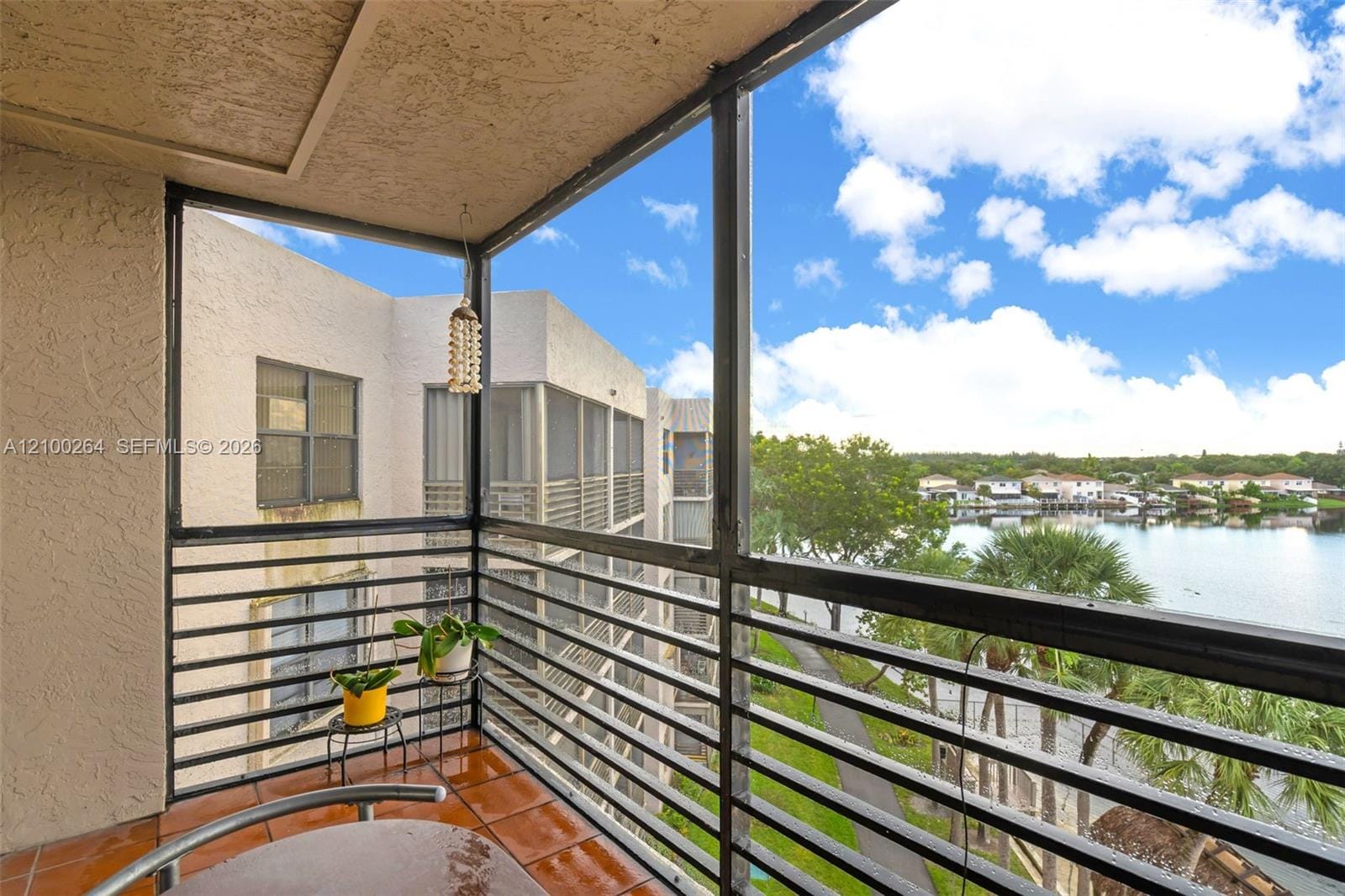 1100 Colony Point Circle 504, Pembroke Pines, FL 33026 photo 2