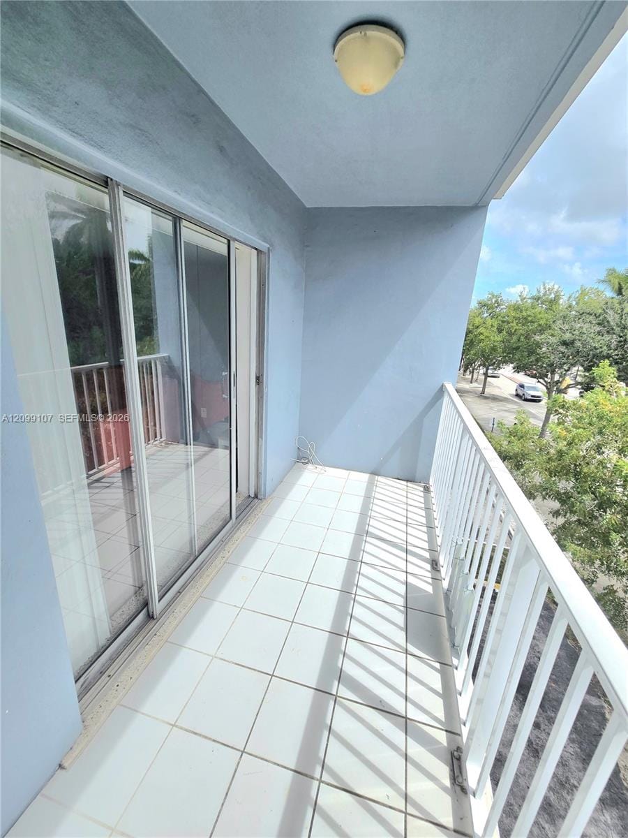 1735 NE 164th Street 301, North Miami Beach, FL 33162 photo 16