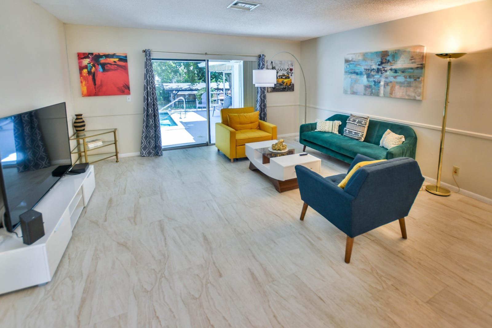 1210 SW 26th Avenue — photo 3