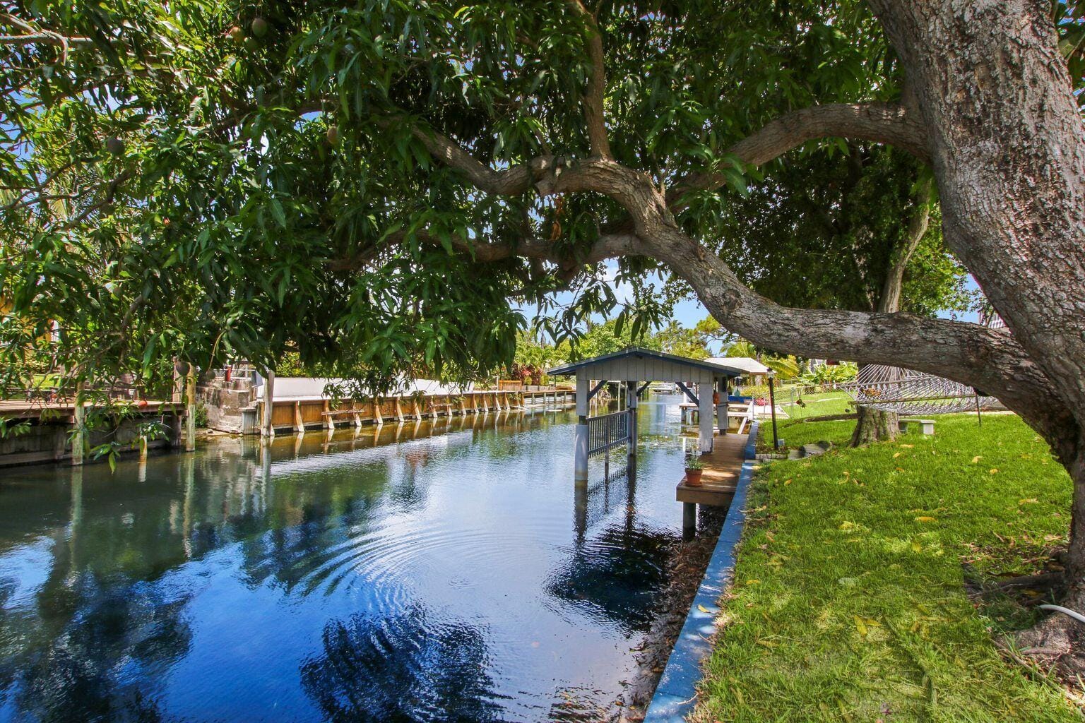 1210 SW 26th Avenue, Boynton Beach, FL 33426 photo 23