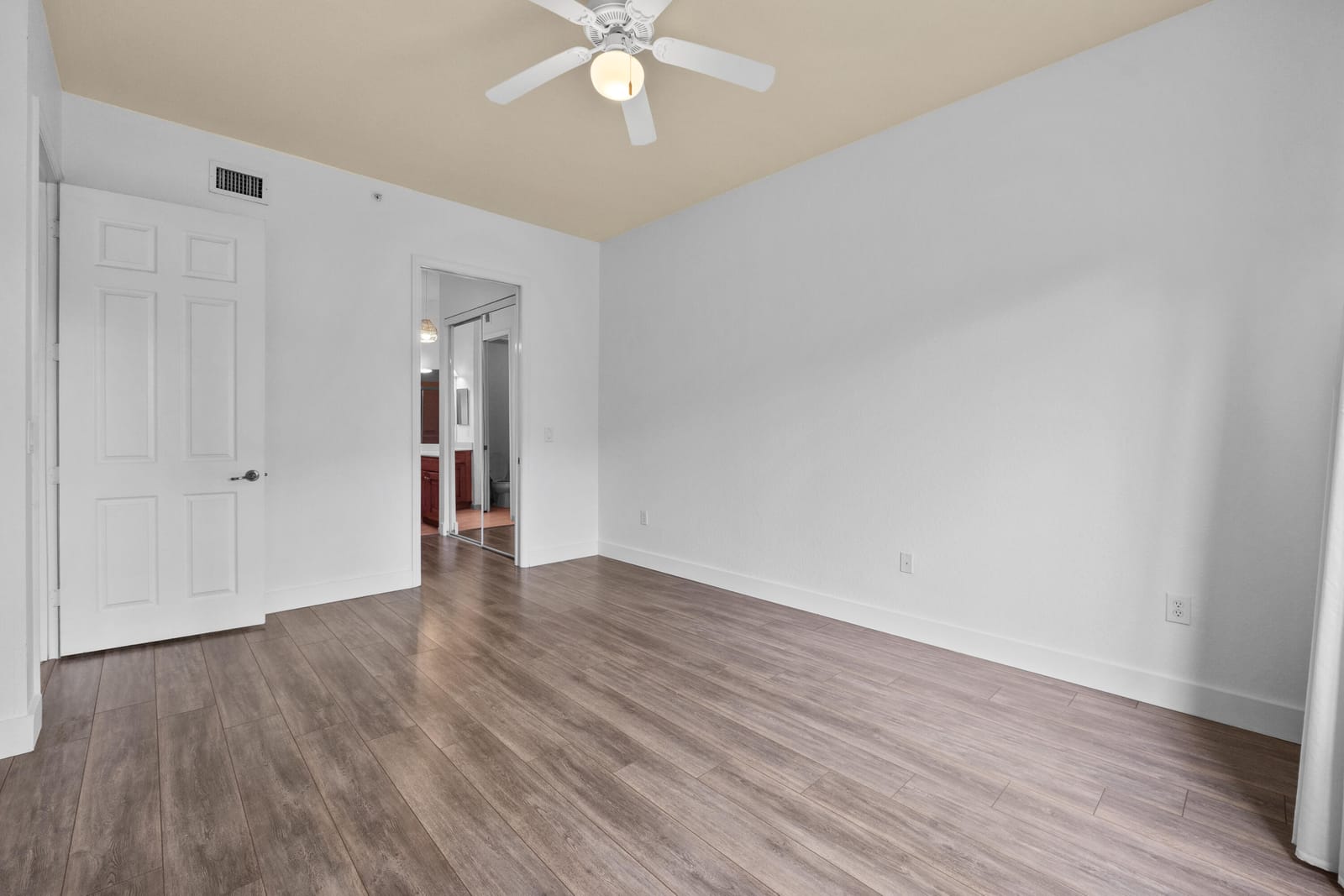3500 Oaks Clubhouse Drive Apt 109, Pompano Beach, FL 33069 photo 13