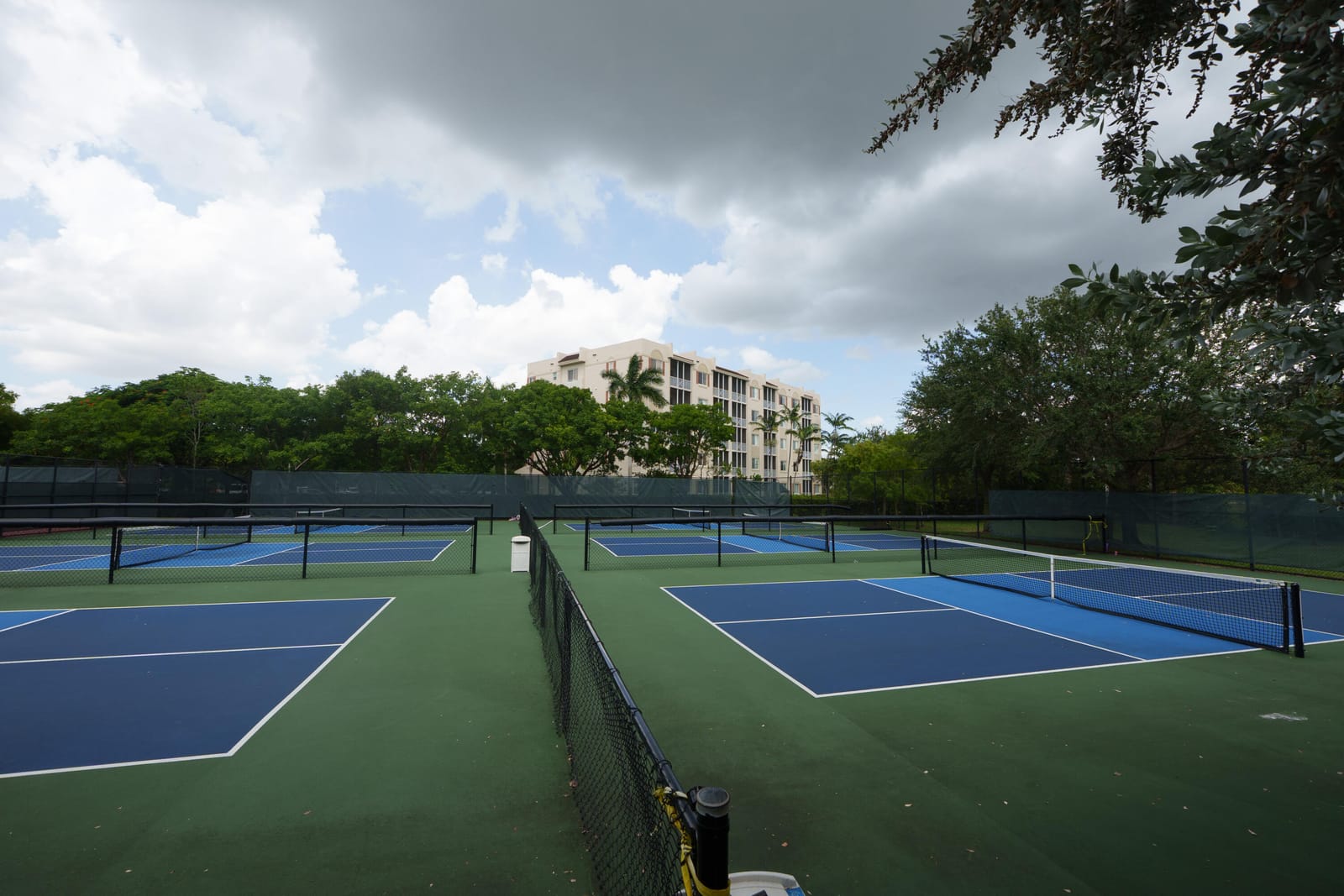 3500 Oaks Clubhouse Drive Apt 109, Pompano Beach, FL 33069 photo 20