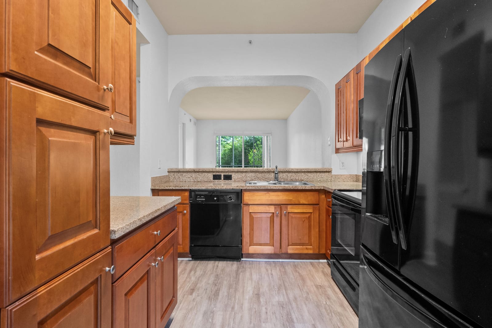 3500 Oaks Clubhouse Drive Apt 109, Pompano Beach, FL 33069 photo 5