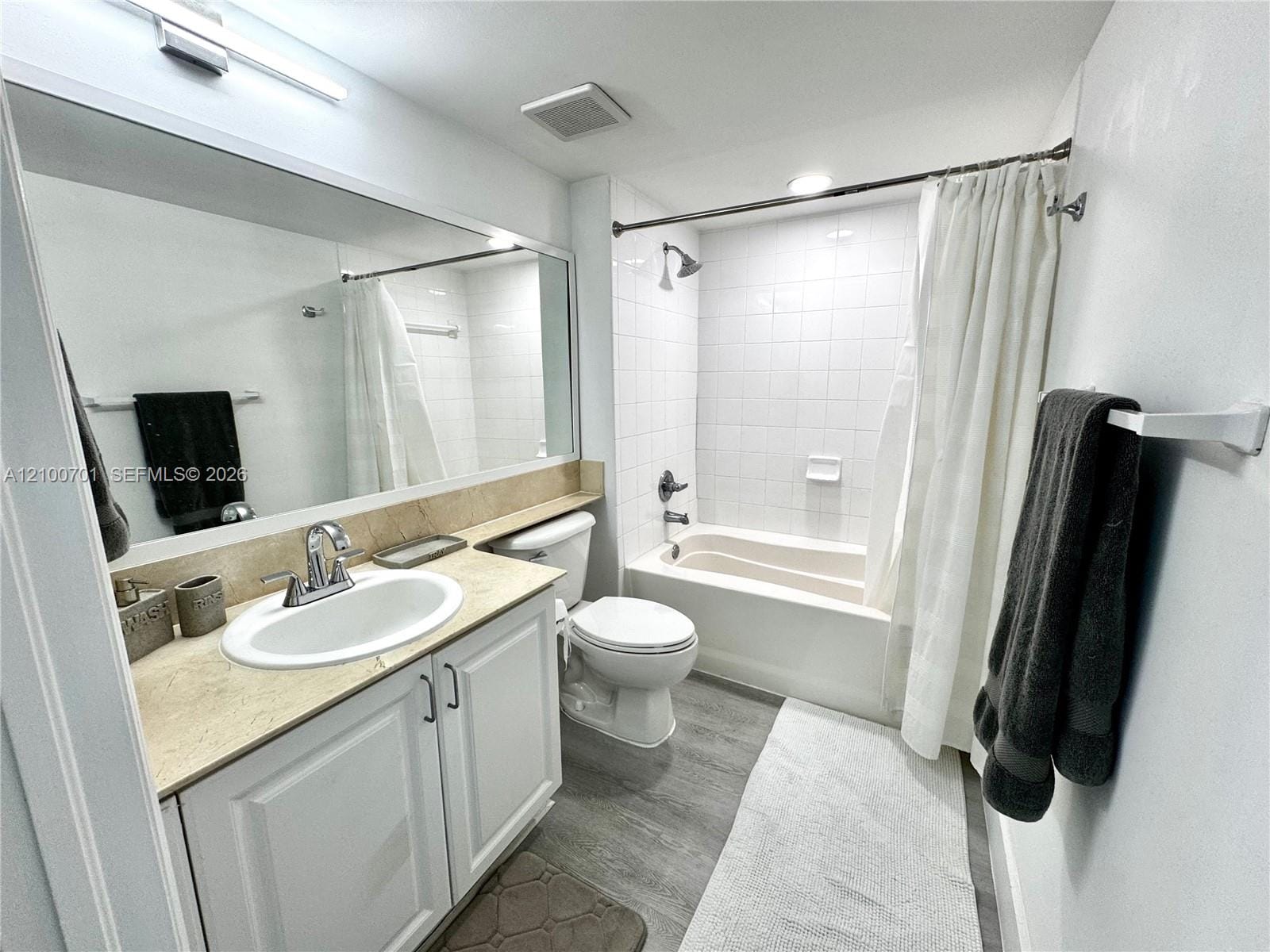 1155 Brickell Bay Drive 906 — photo 7
