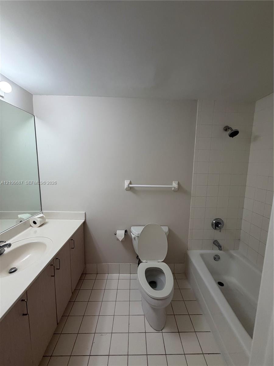 185 SE 14th Terrace 2512 — photo 6