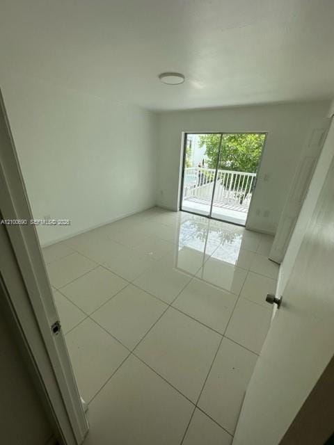 3527 NE 168th Street 202 — photo 10