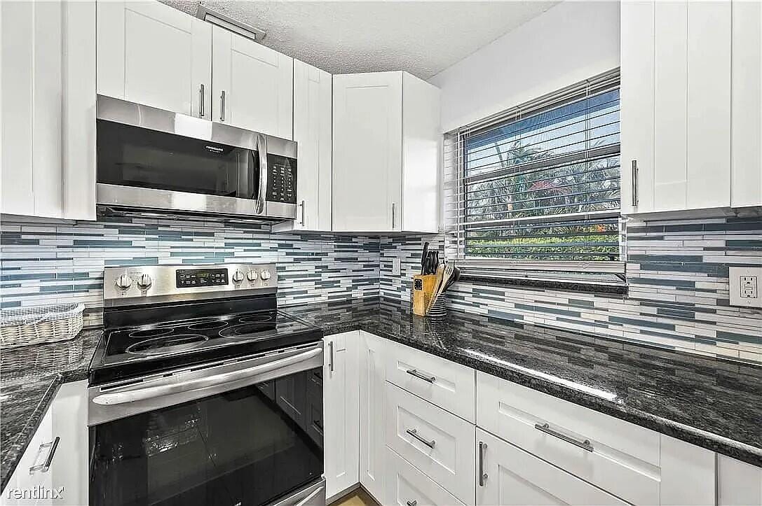 1607 NE 15TH Avenue 2, Fort Lauderdale, FL 33305 photo 11