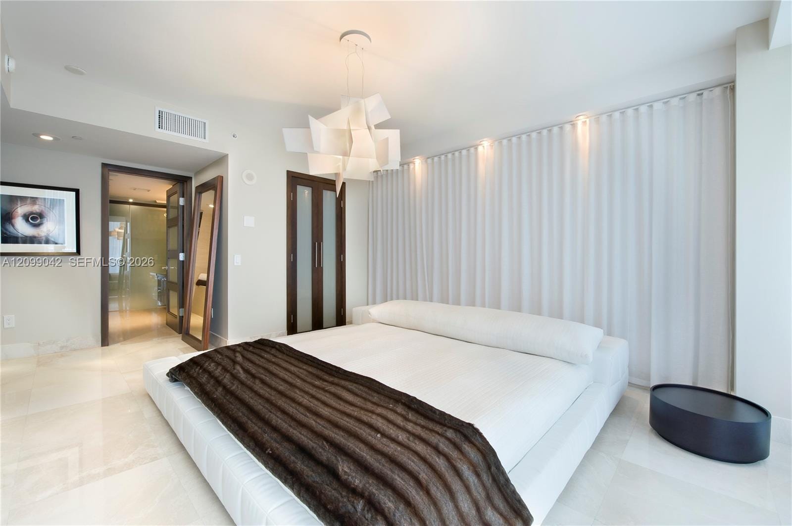 5875 Collins Avenue 1008, Miami Beach, FL 33140 photo 12