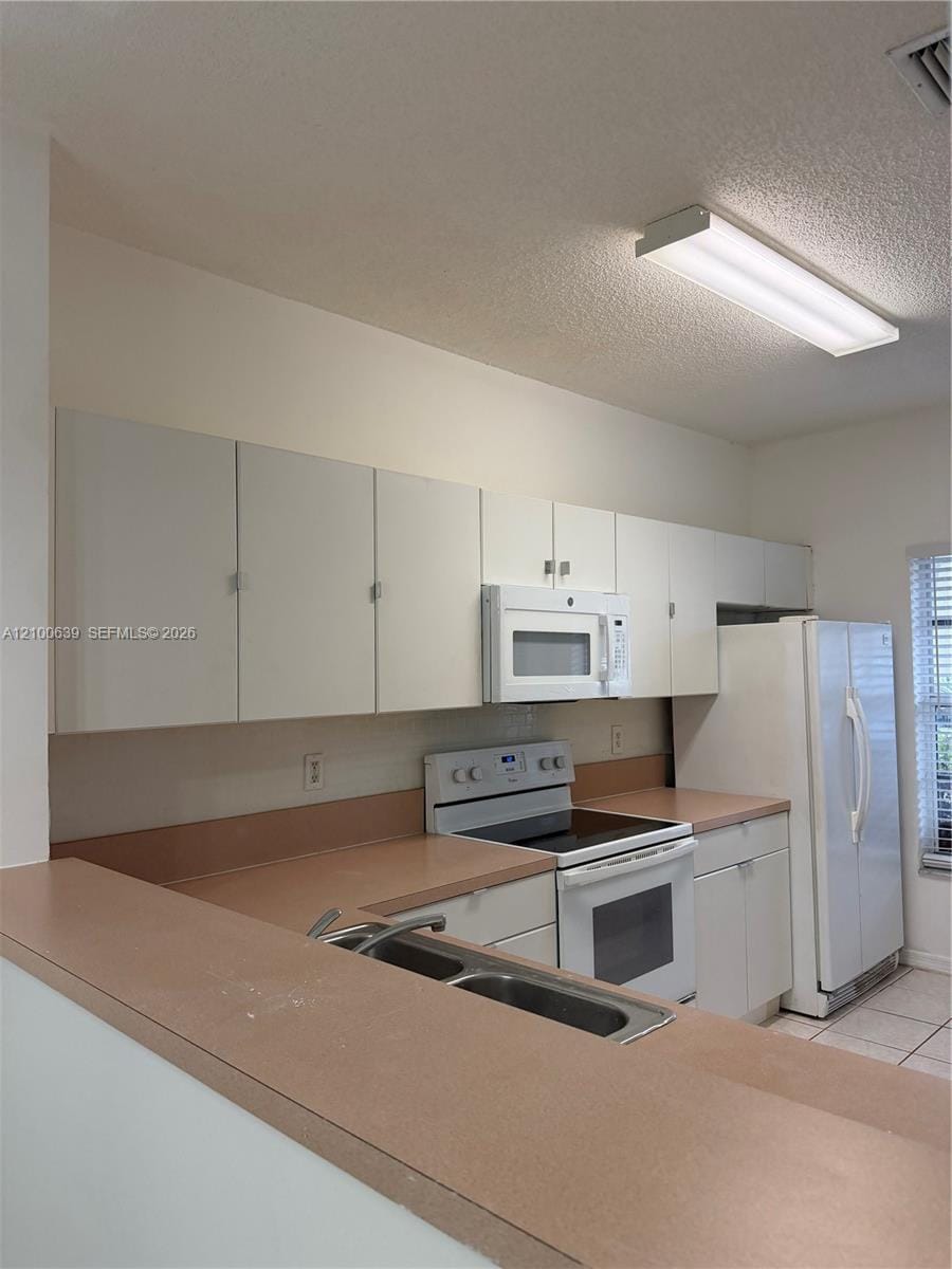 320 SW 120th Avenue 320, Pembroke Pines, FL 33025 photo 4