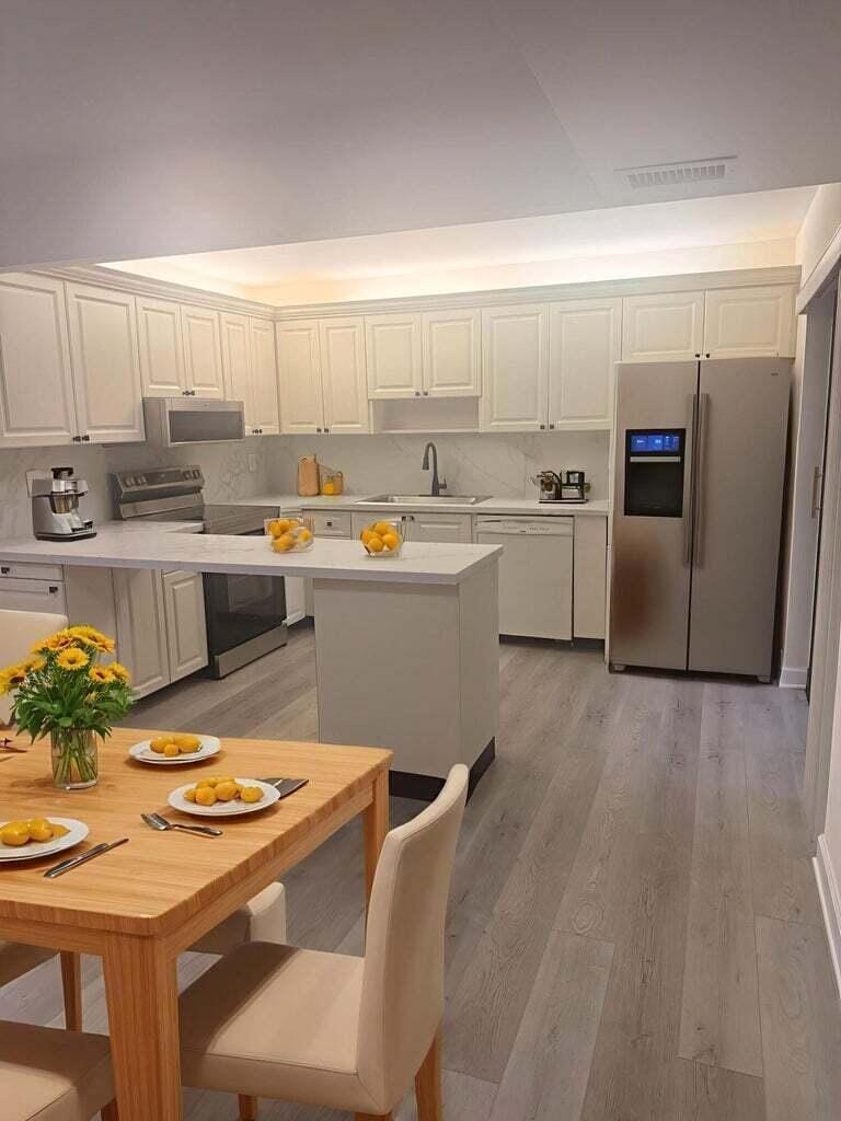 2622 NW 7TH Court B — photo 7