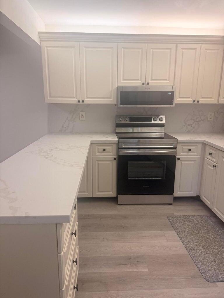 2622 NW 7TH Court B — photo 8