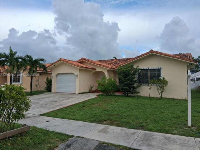 7557 W 4th Lane, Hialeah, FL 33014