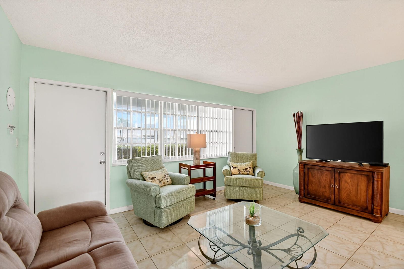 5203 NE 24th Terrace B105, Fort Lauderdale, FL 33308 photo 2