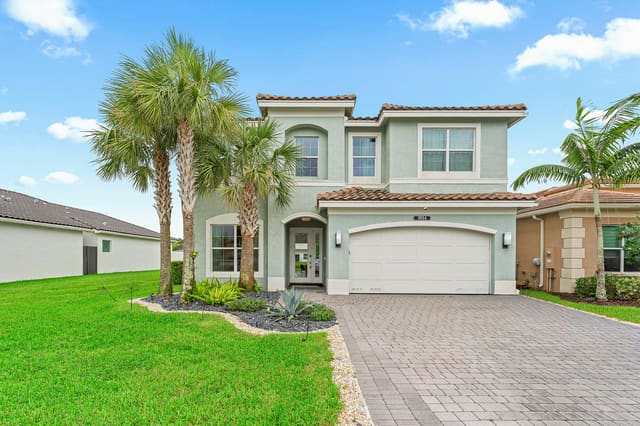 9594 Brook Isles Avenue, Delray Beach, FL 33446
