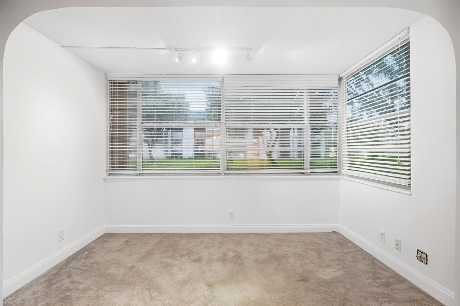 3210 HOLIDAY SPRINGS Boulevard 2-108, Margate, FL 33063 photo 12