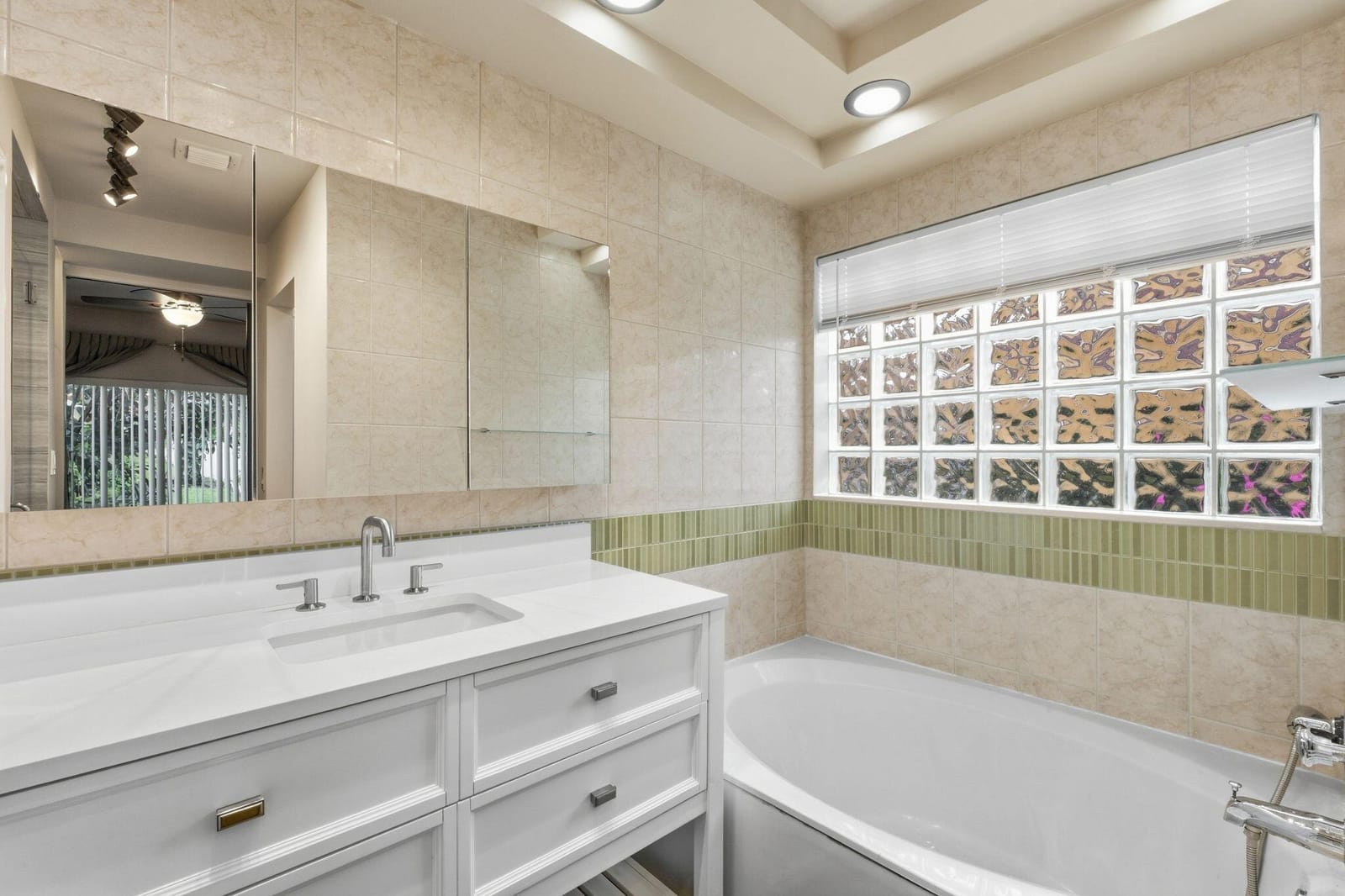 11375 Lakeview Drive 68-U — photo 12