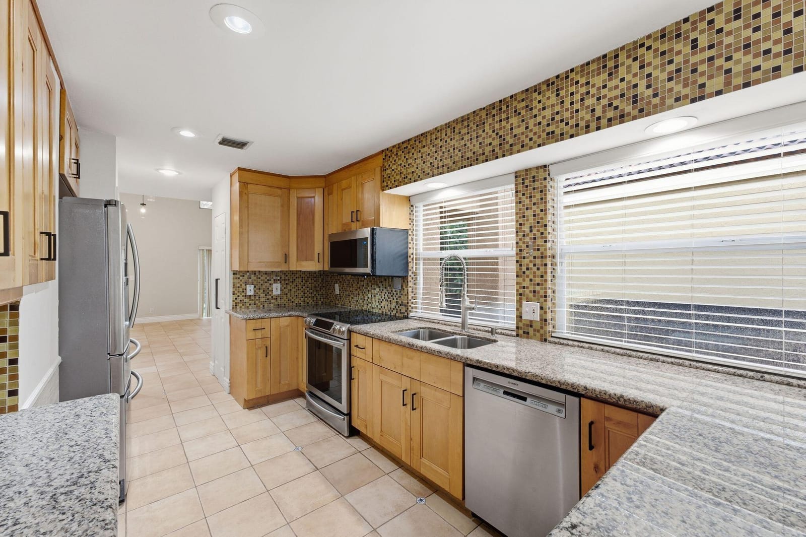 11375 Lakeview Drive 68-U — photo 6