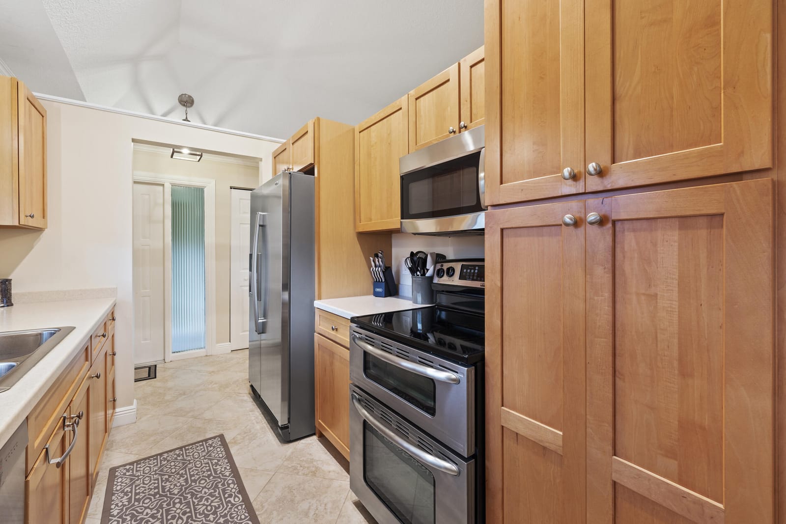 109 Half Moon Circle C, Jupiter, FL 33458 photo 11