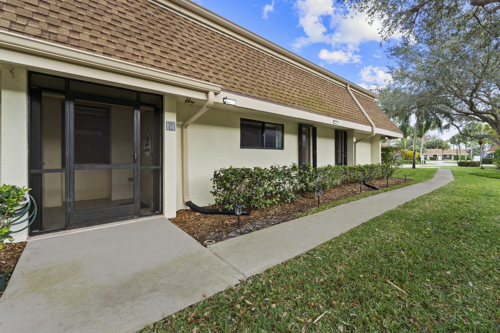 109 Half Moon Circle C, Jupiter, FL 33458 photo 9