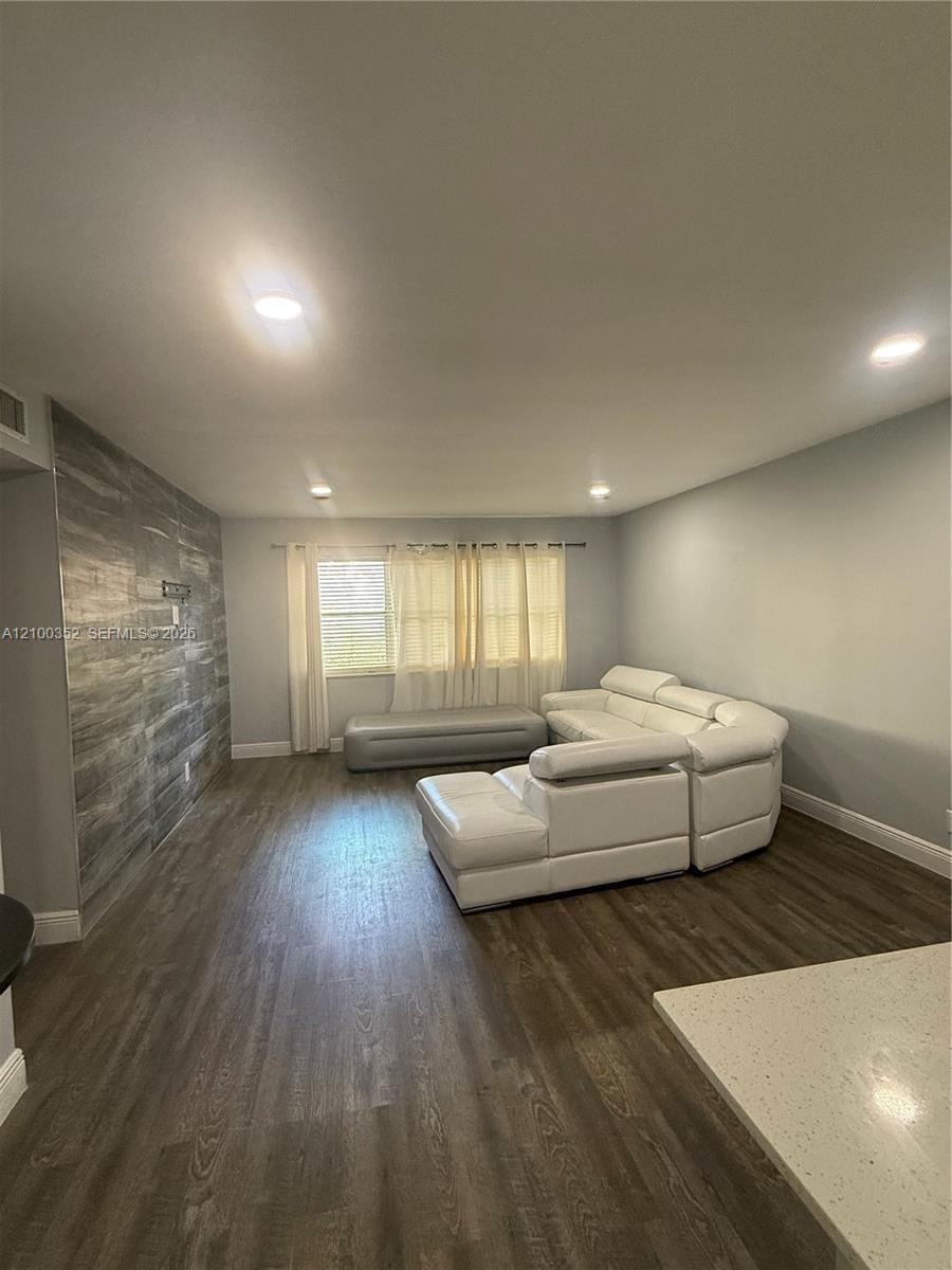 610 SE 2nd Avenue L4, Deerfield Beach, FL 33441 photo 2