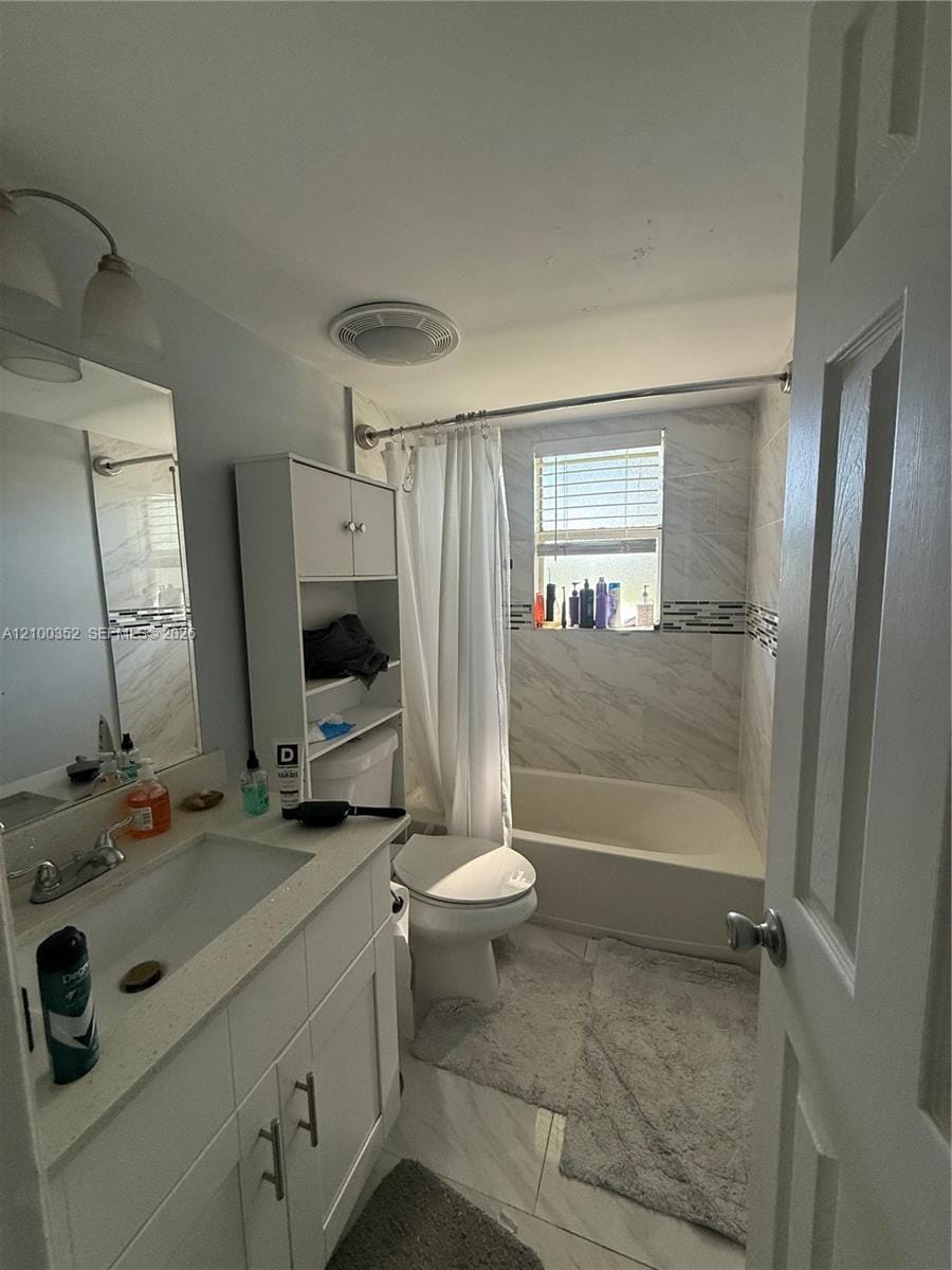 610 SE 2nd Avenue L4, Deerfield Beach, FL 33441 photo 9