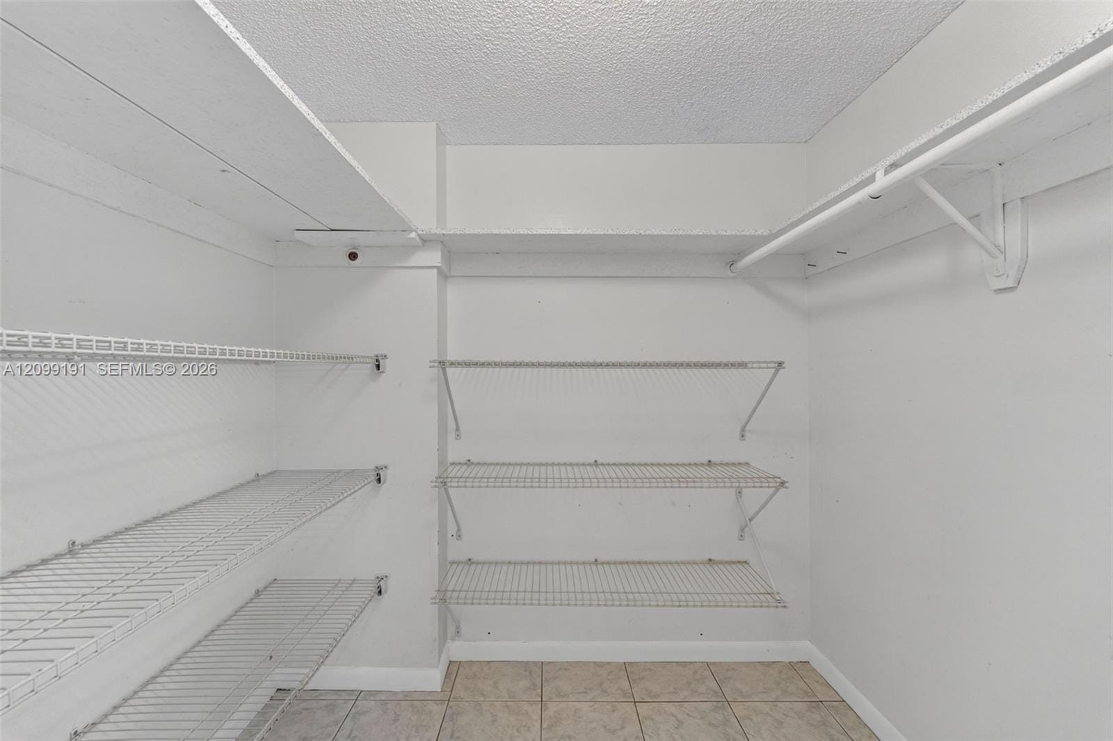 320 NE 12th Avenue 703, Hallandale Beach, FL 33009 photo 23