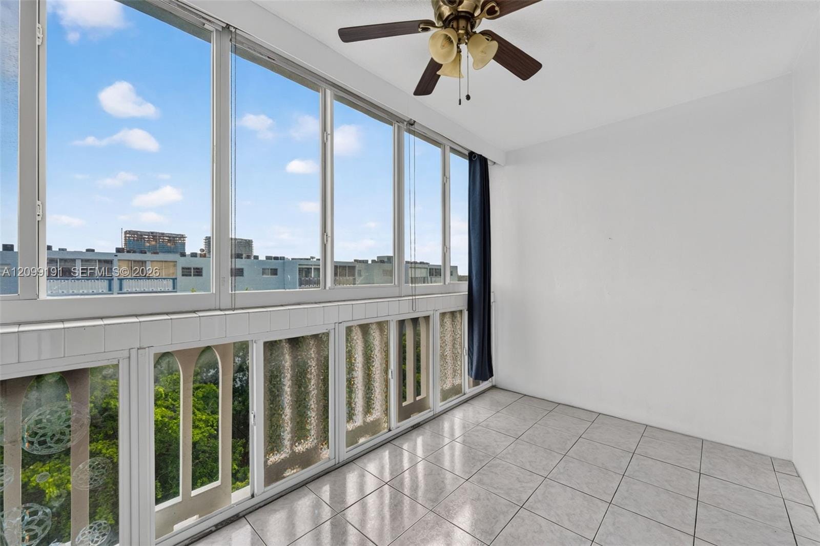 320 NE 12th Avenue 703, Hallandale Beach, FL 33009 photo 28