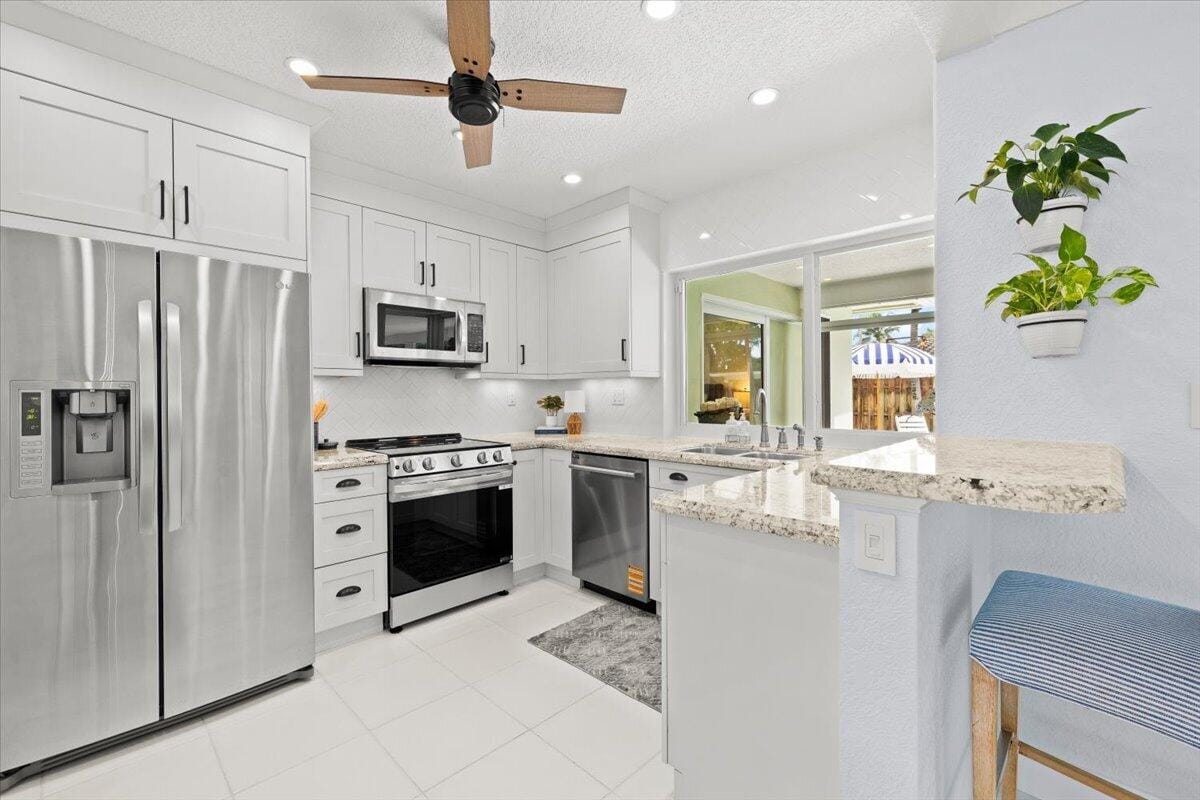 38 SW 10th Avenue, Boca Raton, FL 33486 photo 15