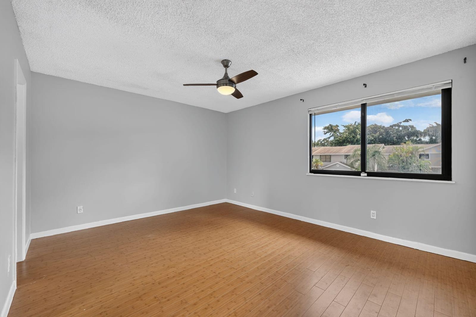 10377 NW 3rd Street, Pembroke Pines, FL 33026 photo 12