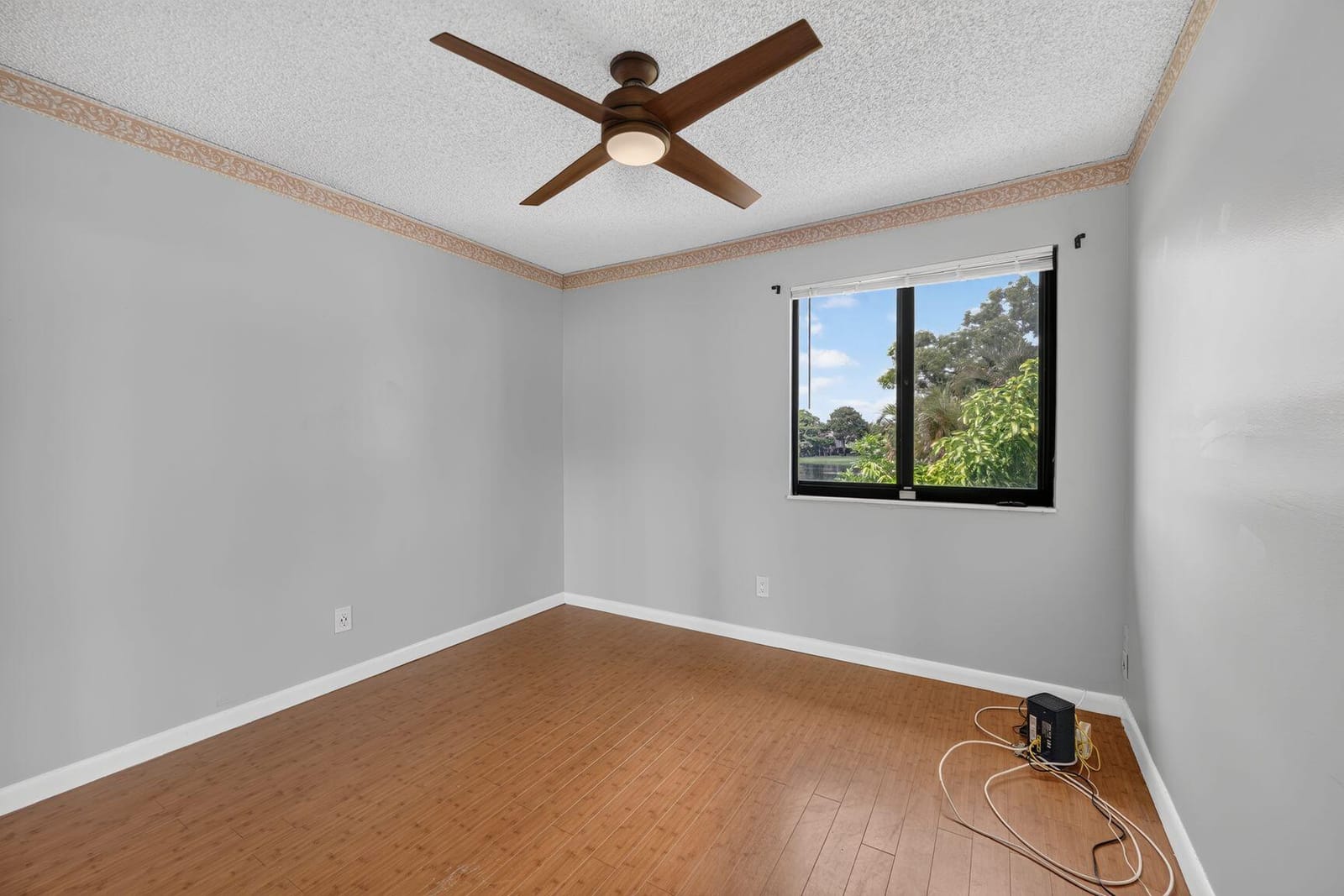 10377 NW 3rd Street, Pembroke Pines, FL 33026 photo 15