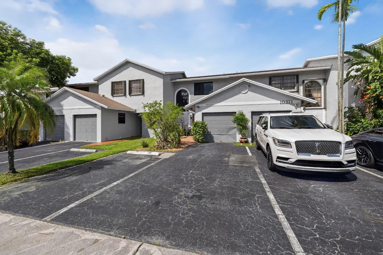 10377 NW 3rd Street, Pembroke Pines, FL 33026 photo 3