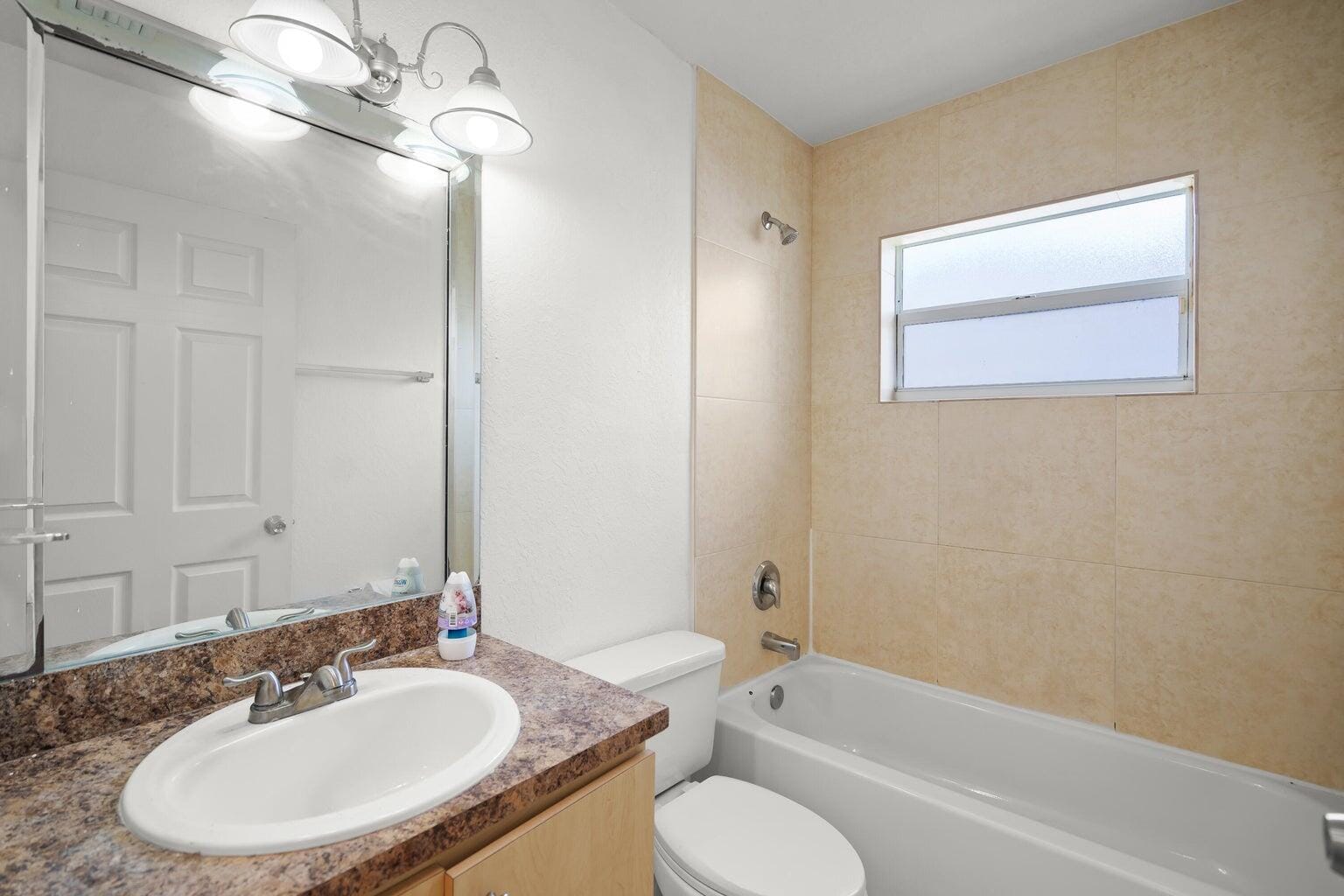2241 NW 3RD Street, Pompano Beach, FL 33069 photo 17