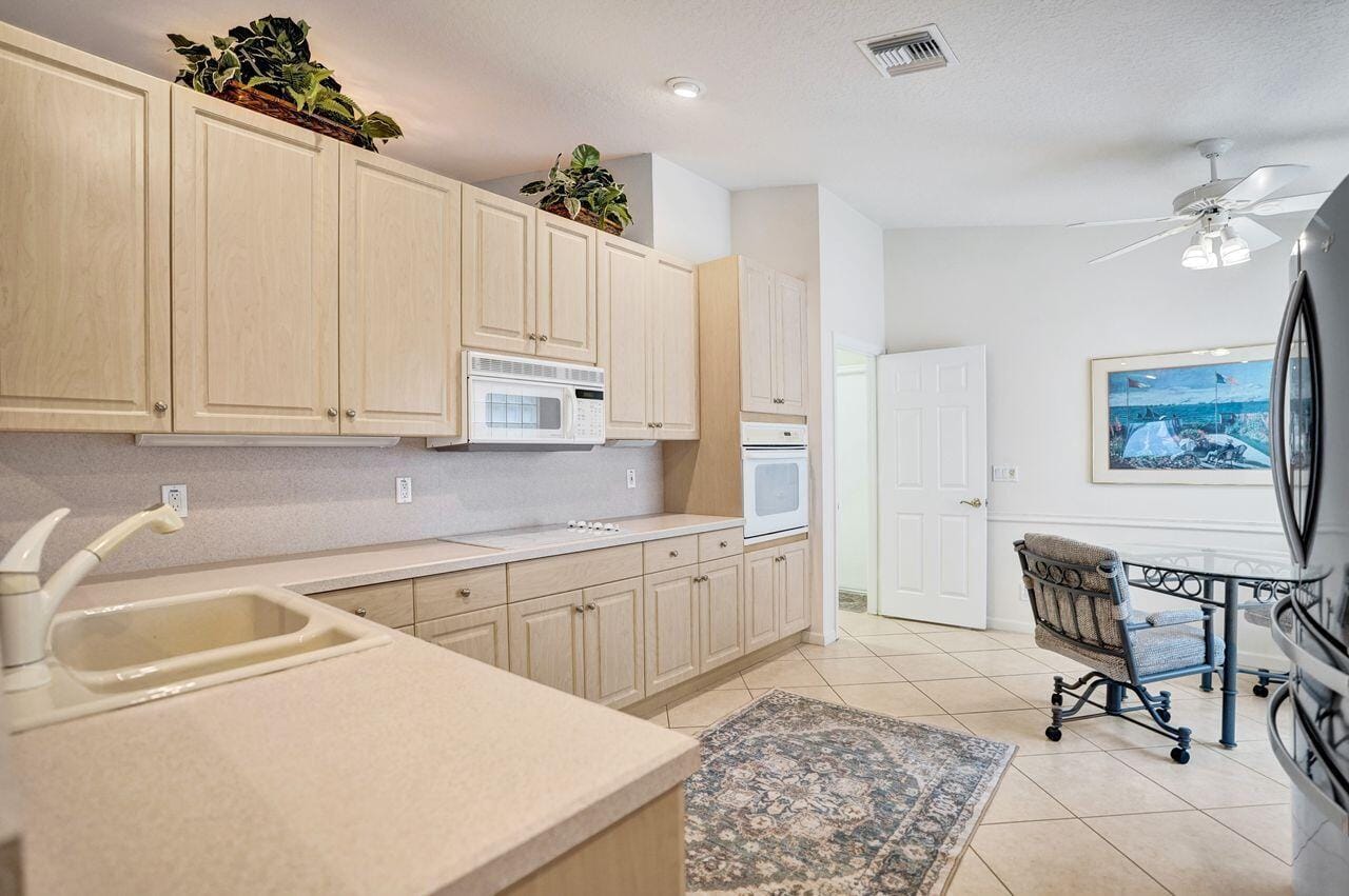 5303 Wycombe Avenue, Boynton Beach, FL 33437 photo 16