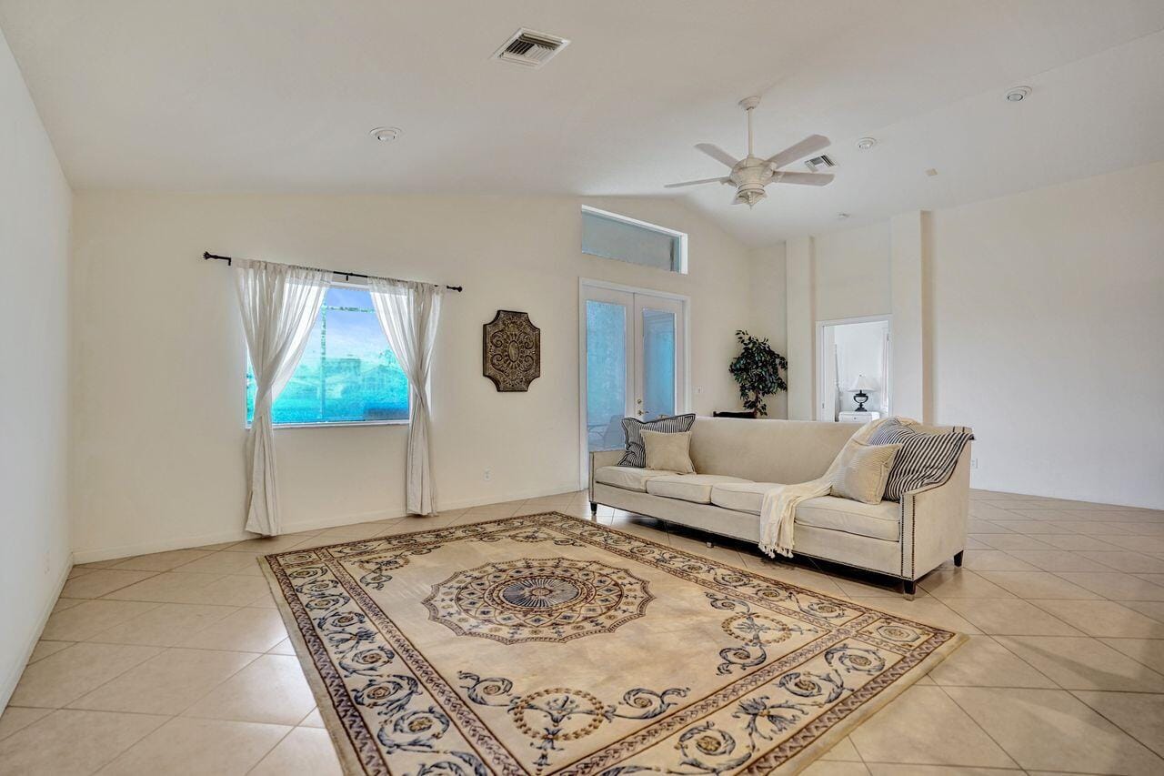 5303 Wycombe Avenue, Boynton Beach, FL 33437 photo 20