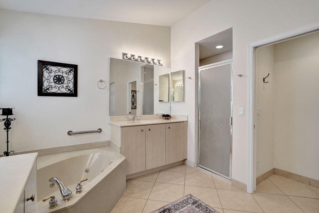 5303 Wycombe Avenue, Boynton Beach, FL 33437 photo 27