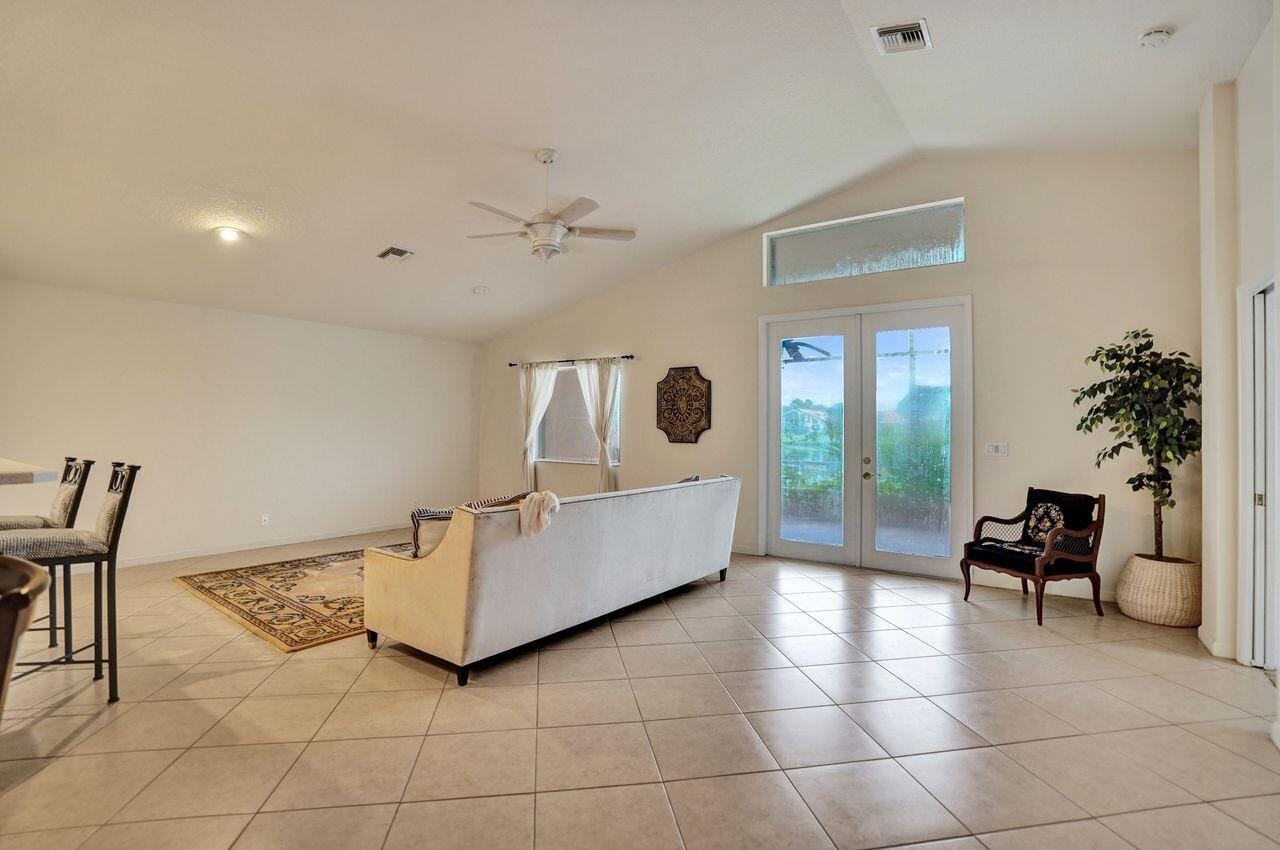 5303 Wycombe Avenue, Boynton Beach, FL 33437 photo 29