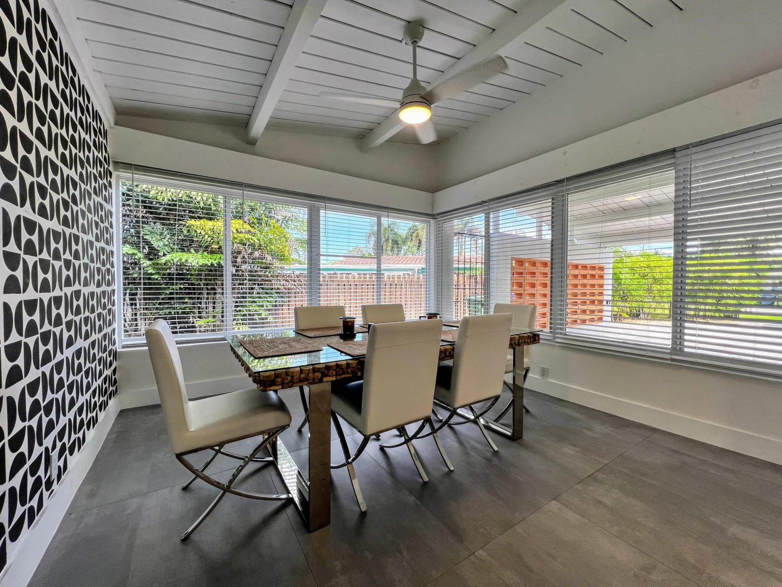 317 NW 26TH Court, Wilton Manors, FL 33311 photo 14