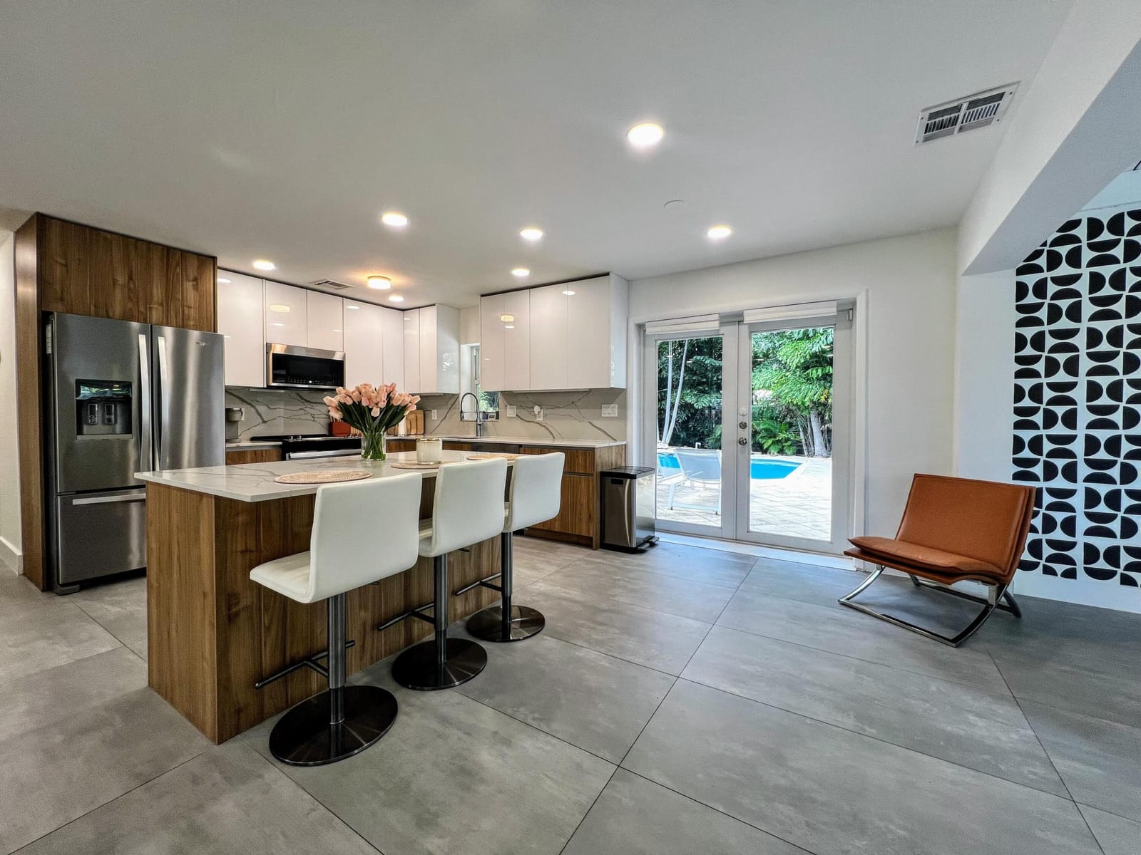 317 NW 26TH Court, Wilton Manors, FL 33311 photo 6