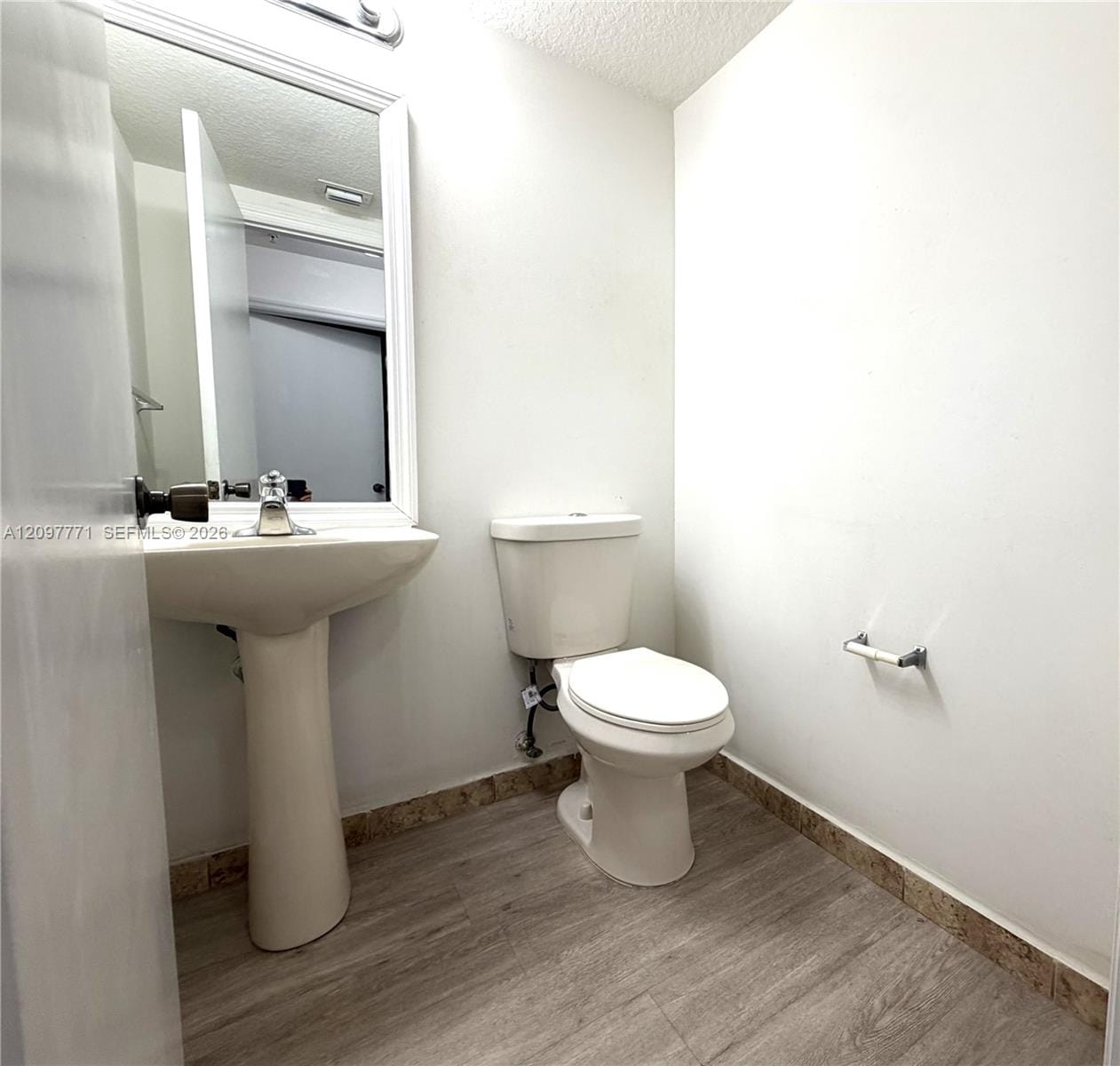 1088 SW 144th Avenue 801 — photo 11