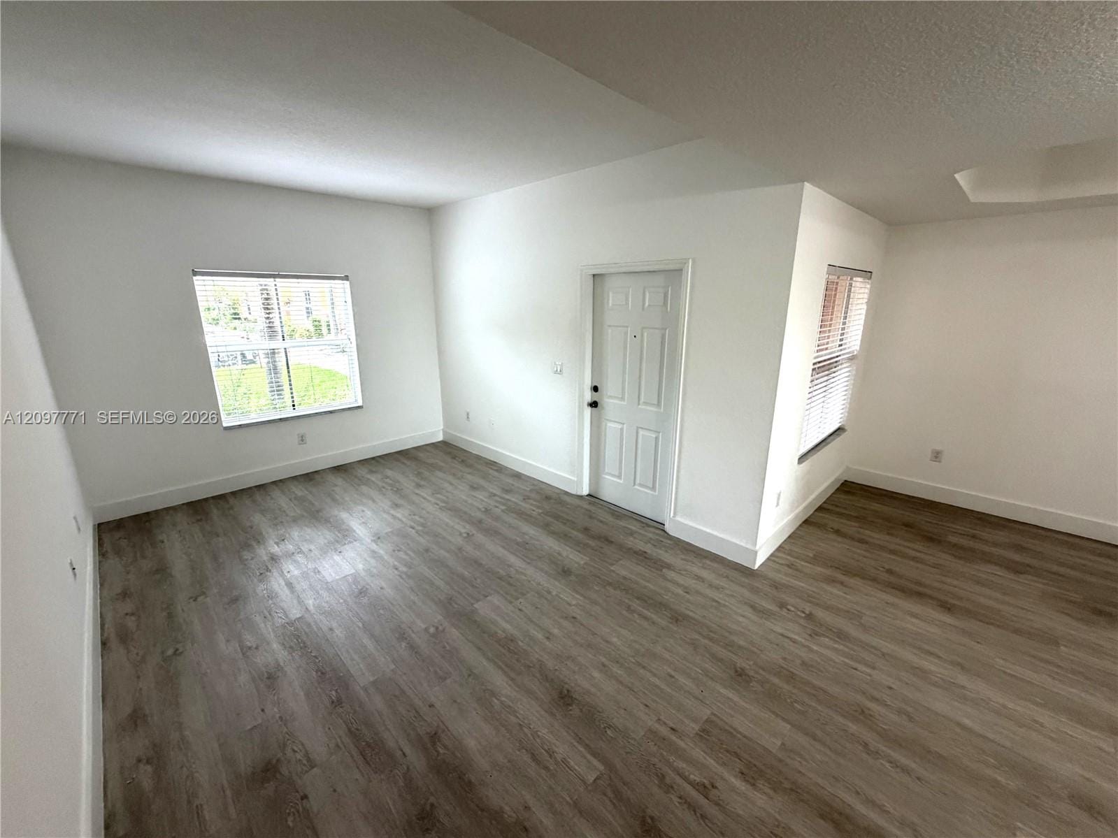 1088 SW 144th Avenue 801 — photo 10