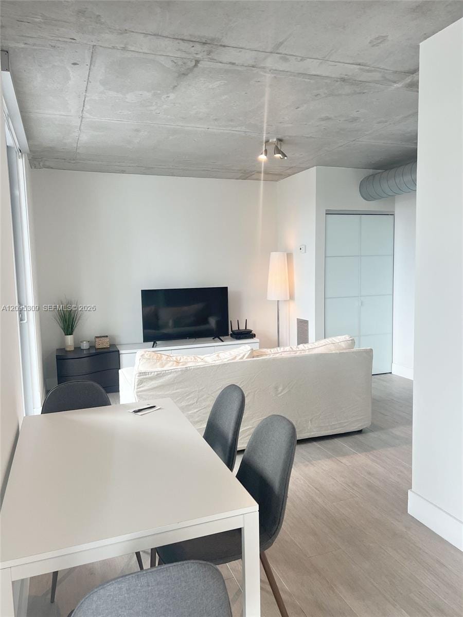690 SW 1st Court 305, Miami, FL 33130 photo 7
