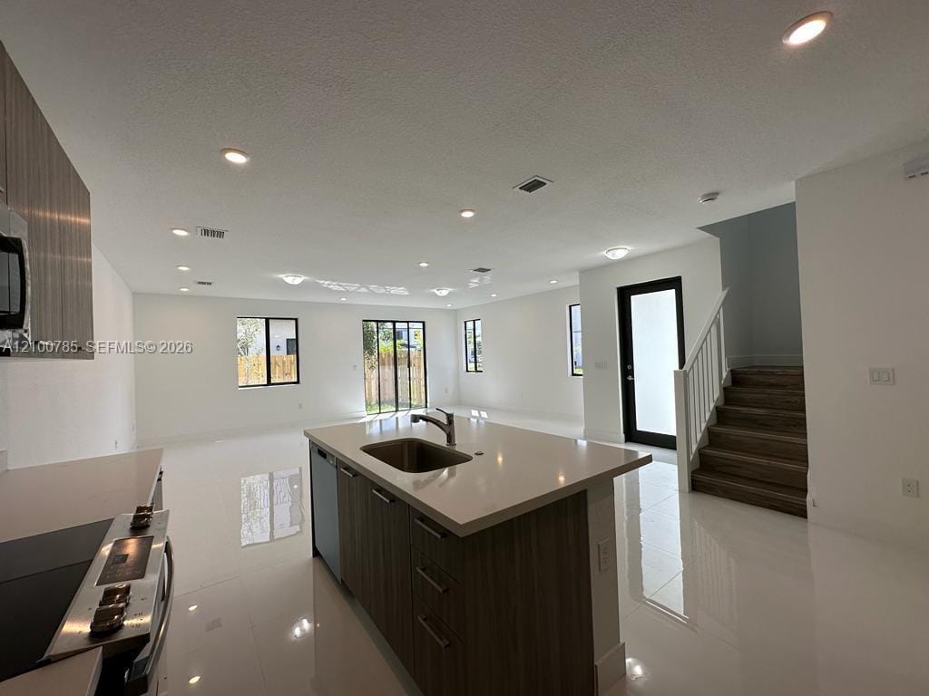 13661 SW 157th Place — photo 3