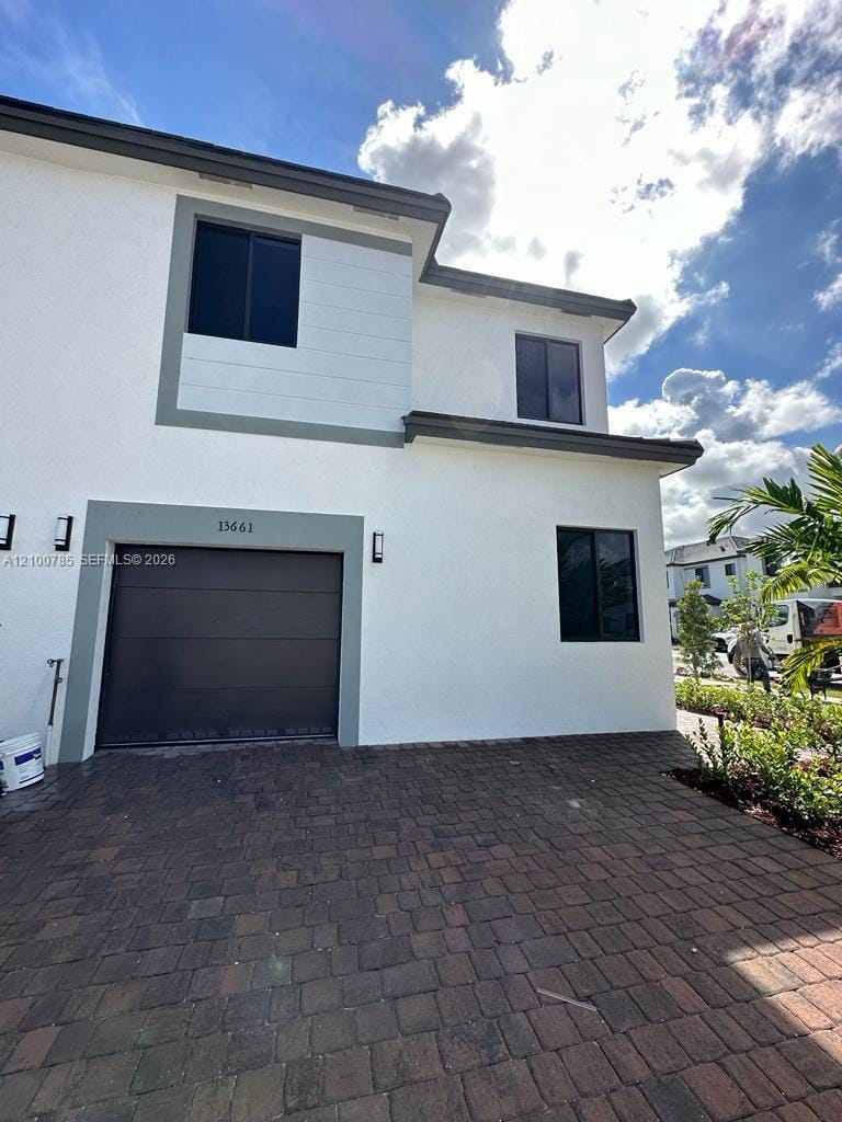 13661 SW 157th Place, Miami, FL 33196
