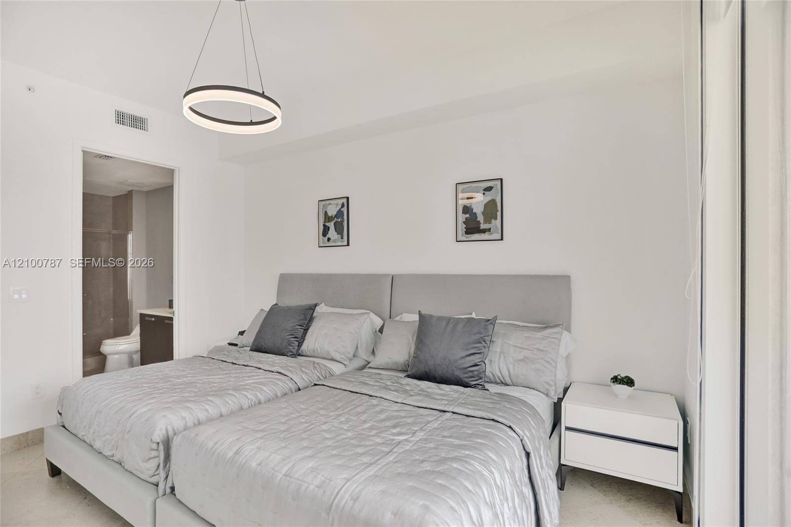 18101 Collins Avenue 3504, Sunny Isles Beach, FL 33160 photo 11