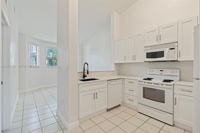 1663 SE 29th Street 204, Homestead, FL 33035