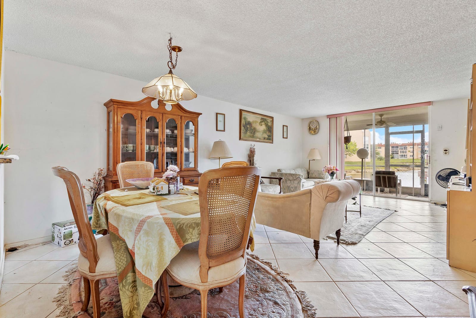9221 Sunrise Lakes Boulevard 109 — photo 5