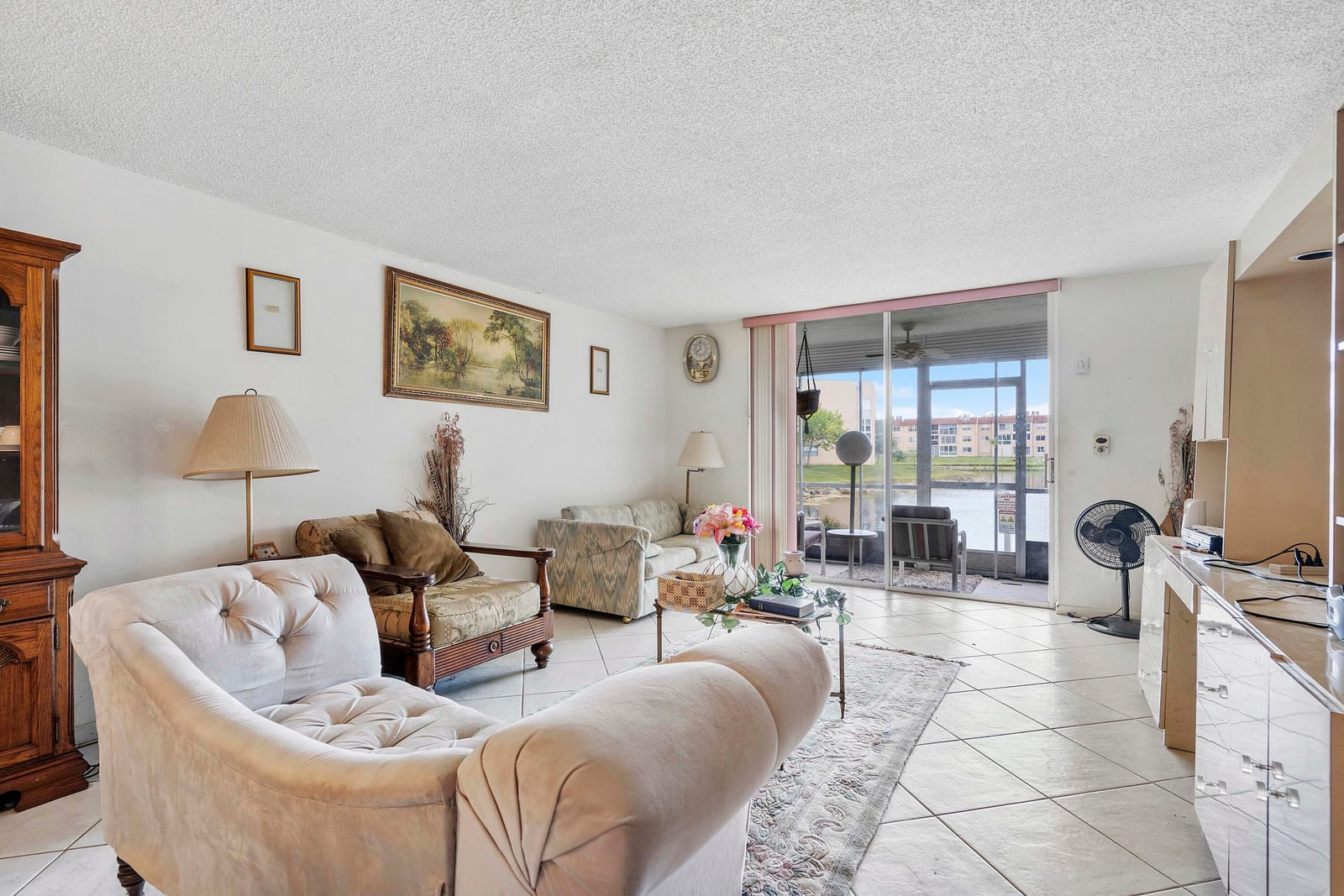 9221 Sunrise Lakes Boulevard 109 — photo 7