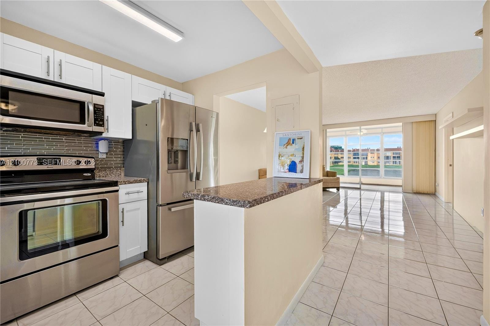8901 Sunrise Lakes Boulevard 204, Sunrise, FL 33322
