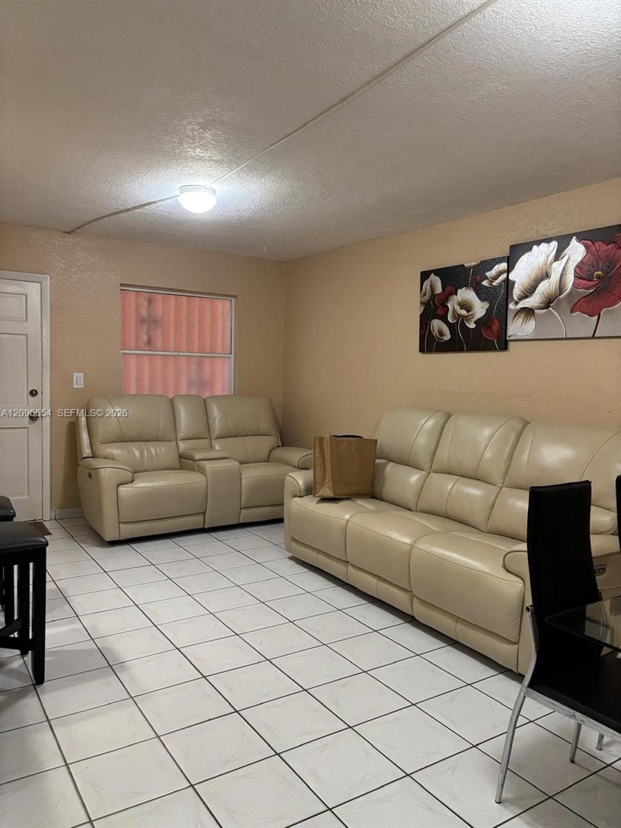 1855 W 60th Street 321 — photo 2